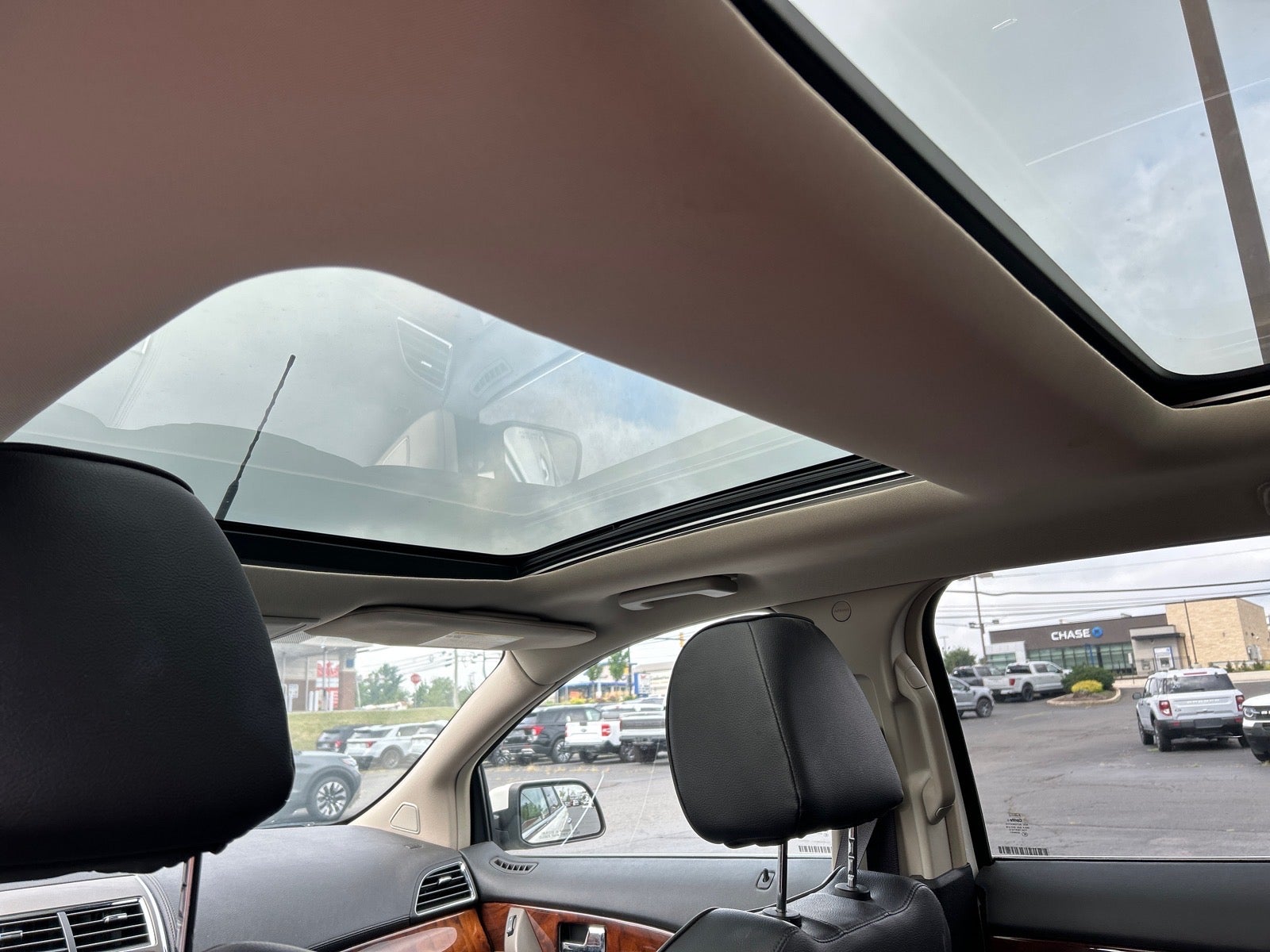 2013 Lincoln MKX Base