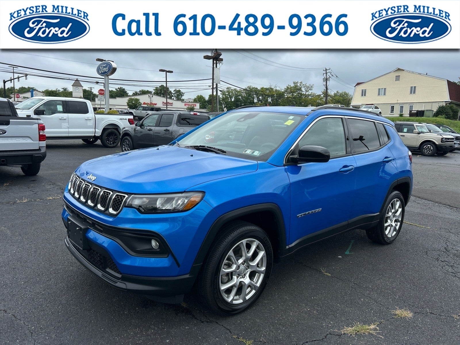 2023 Jeep Compass Latitude Lux