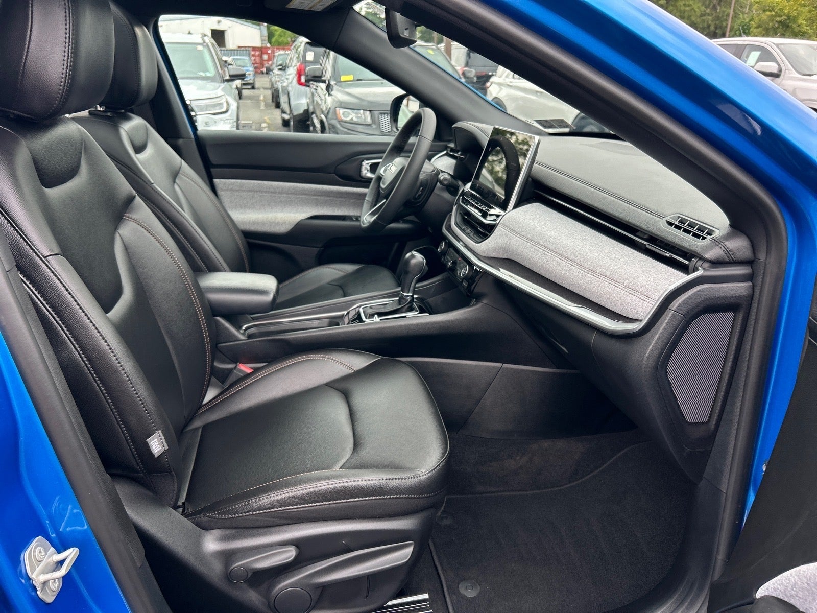 2023 Jeep Compass Latitude Lux