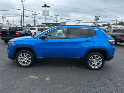 2023 Jeep Compass Latitude Lux