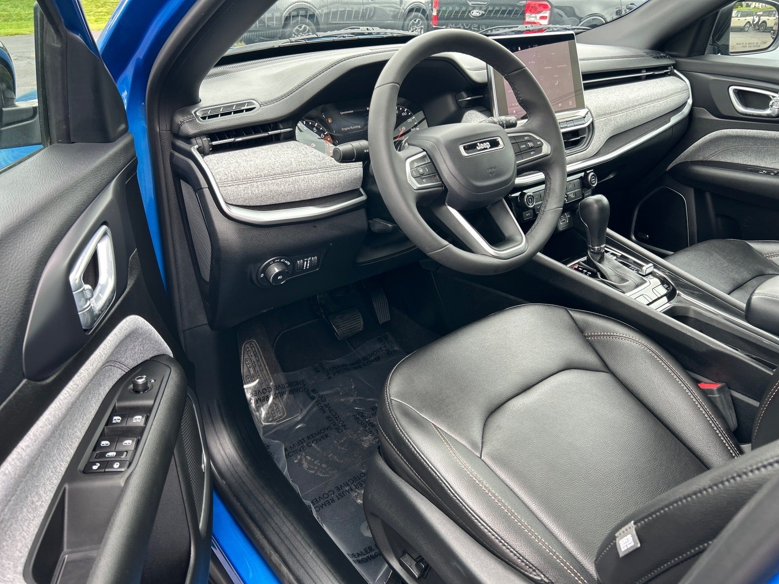 2023 Jeep Compass Latitude Lux