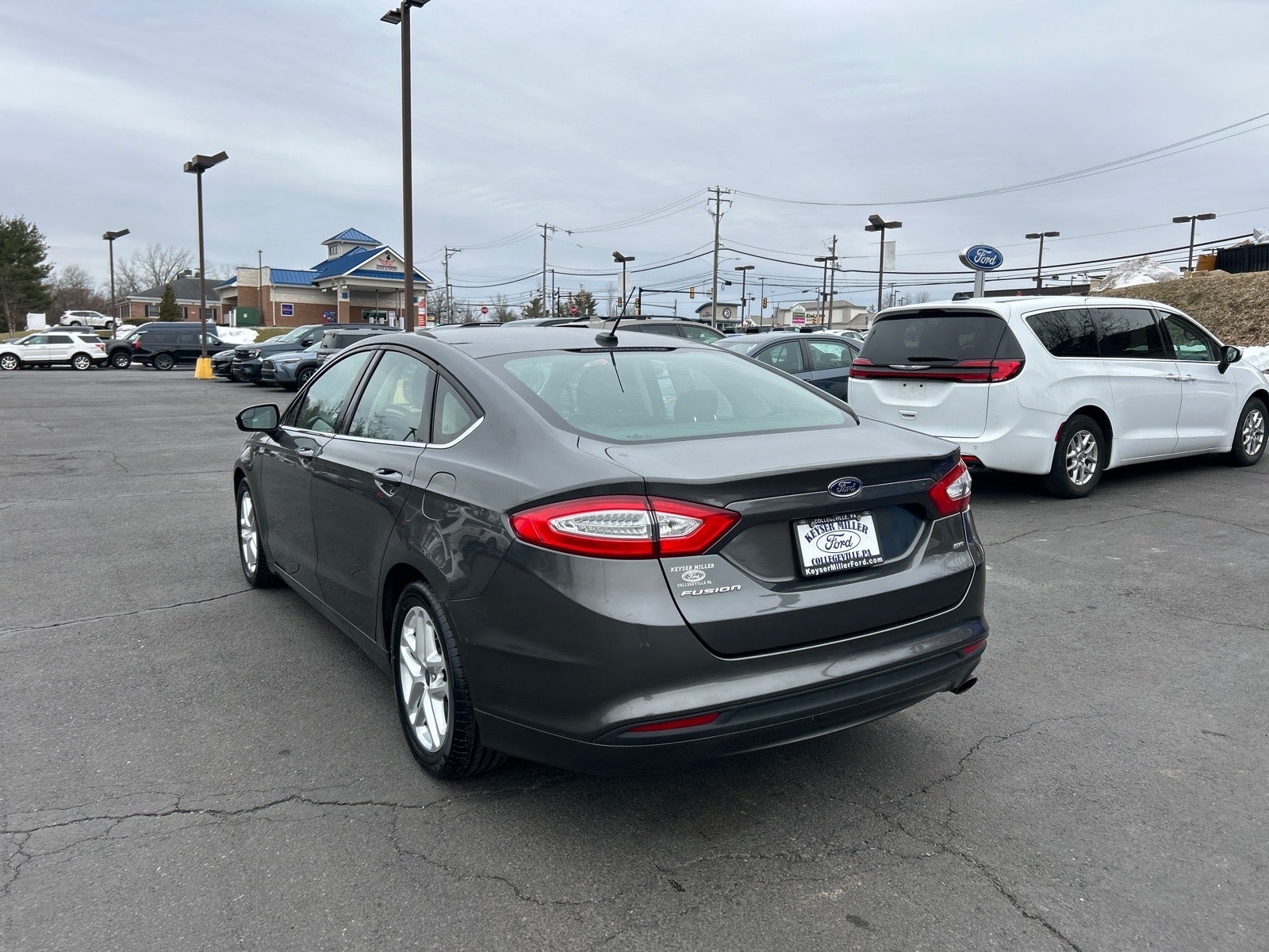 2016 Ford Fusion SE