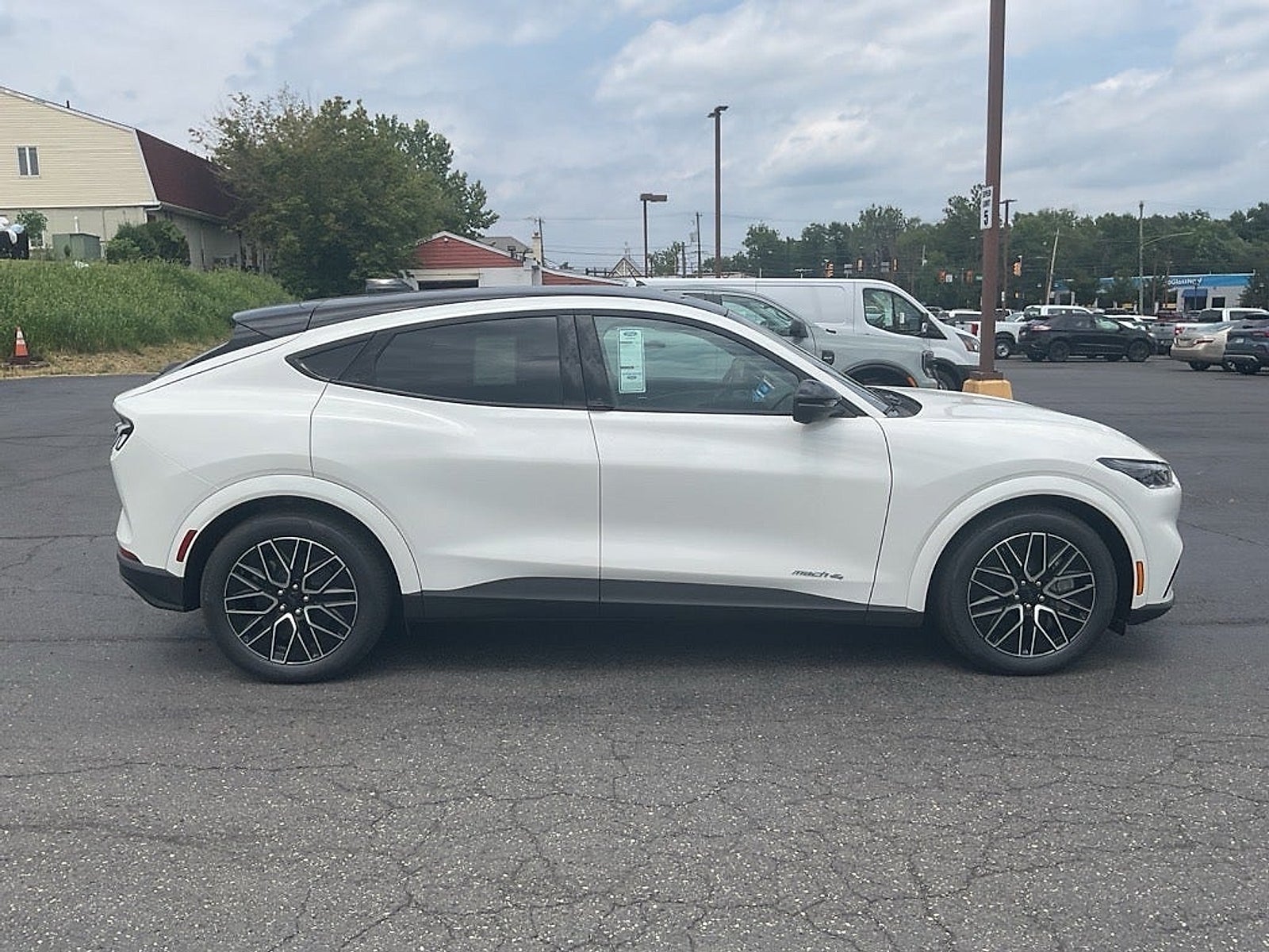 2025 Ford Mustang Mach-E Premium