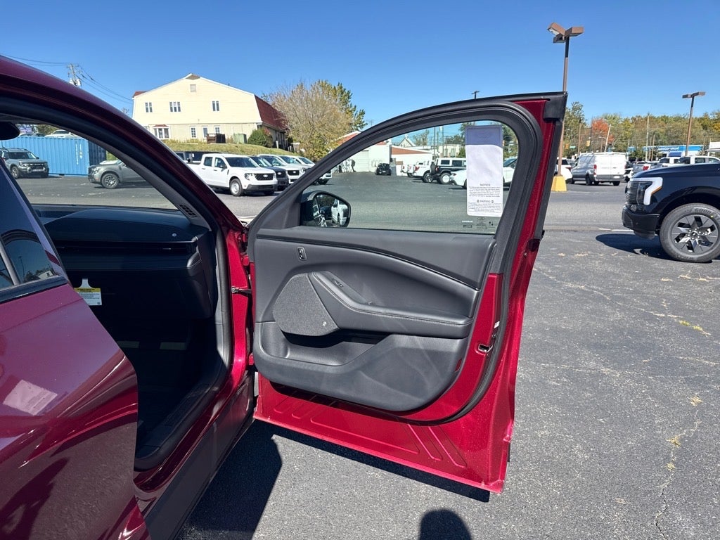 2025 Ford Mustang Mach-E Premium