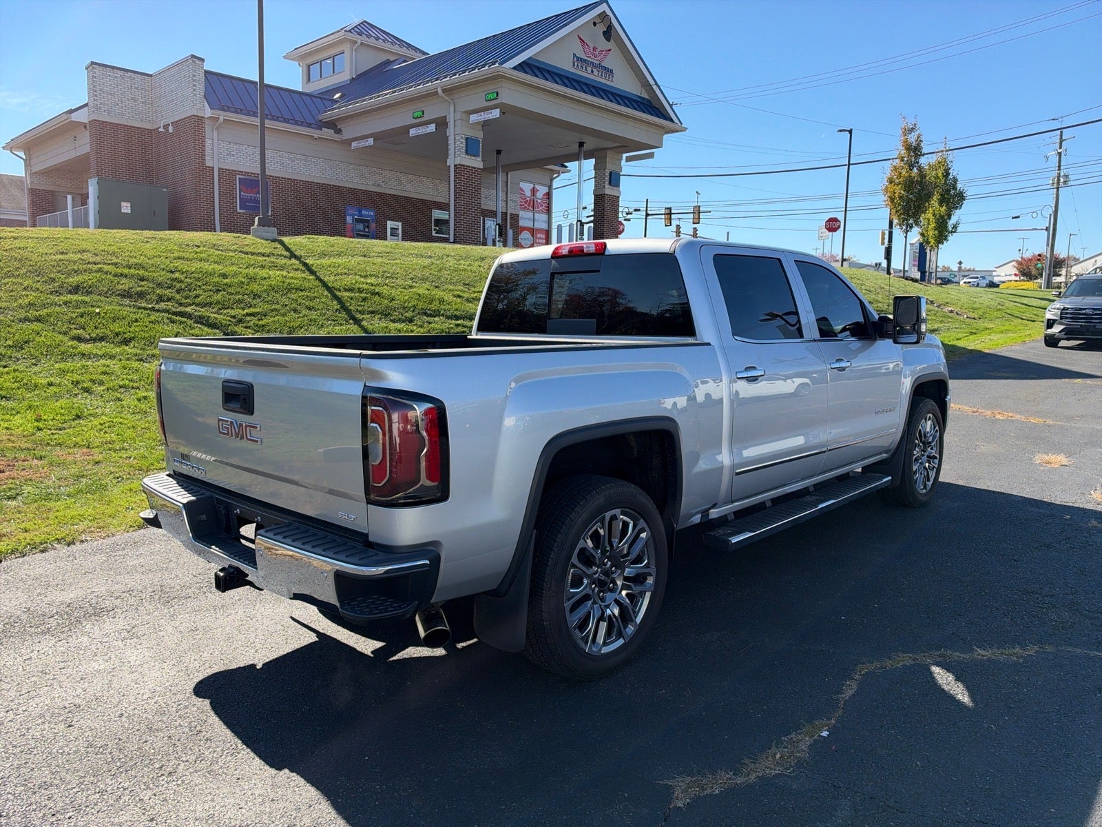2018 GMC Sierra 1500 SLT