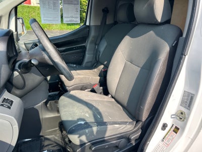 2021 Nissan NV200 SV