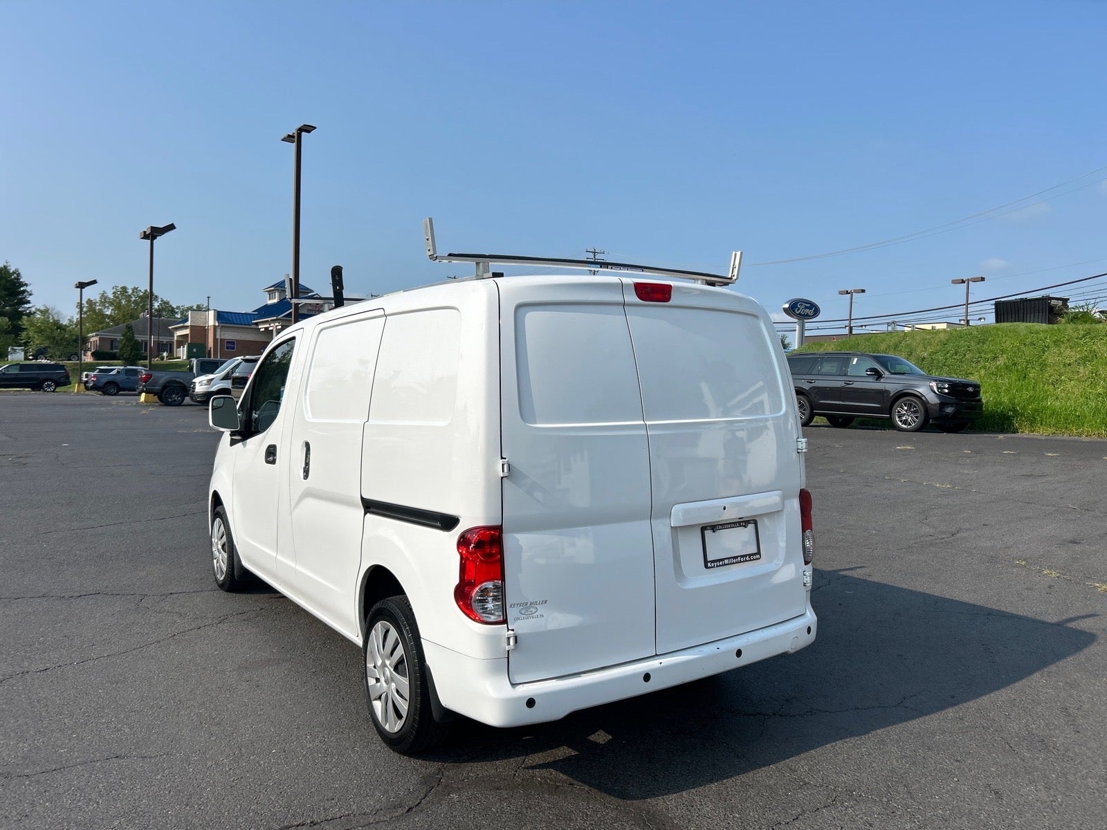 2021 Nissan NV200 SV