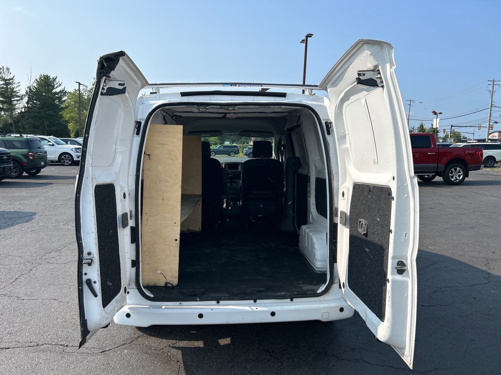 2021 Nissan NV200 SV
