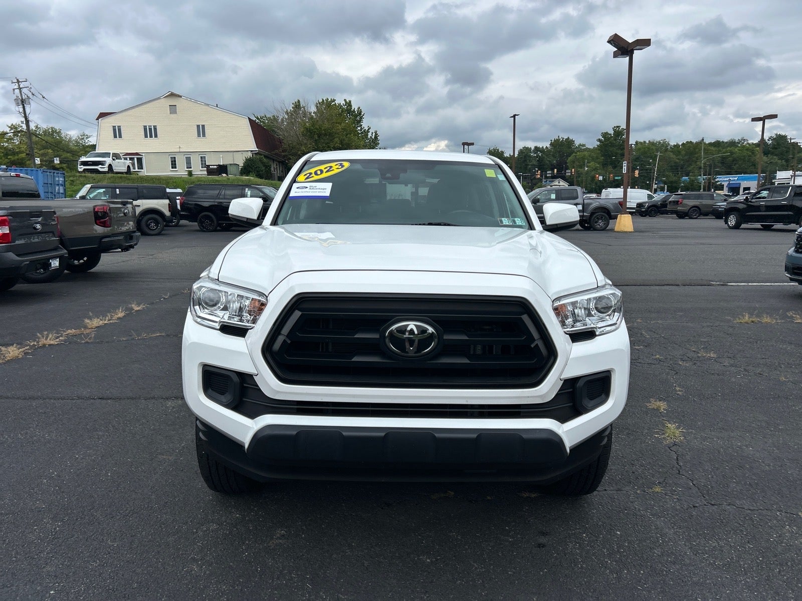 2023 Toyota Tacoma SR V6