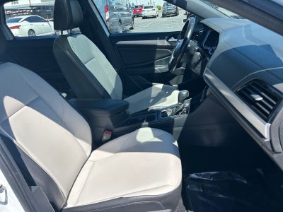 2019 Volkswagen Jetta R-Line