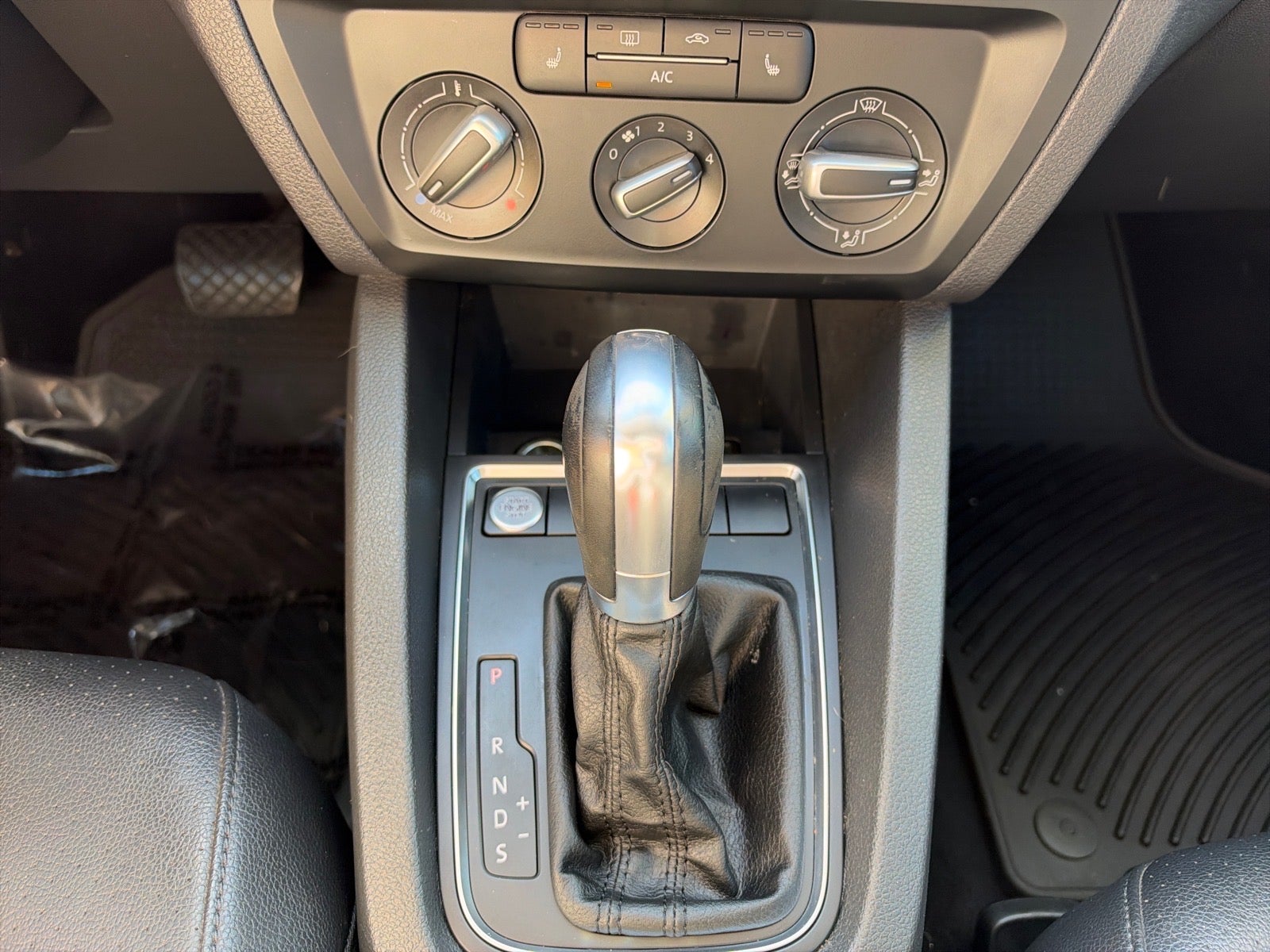 2018 Volkswagen Jetta 1.4T SE