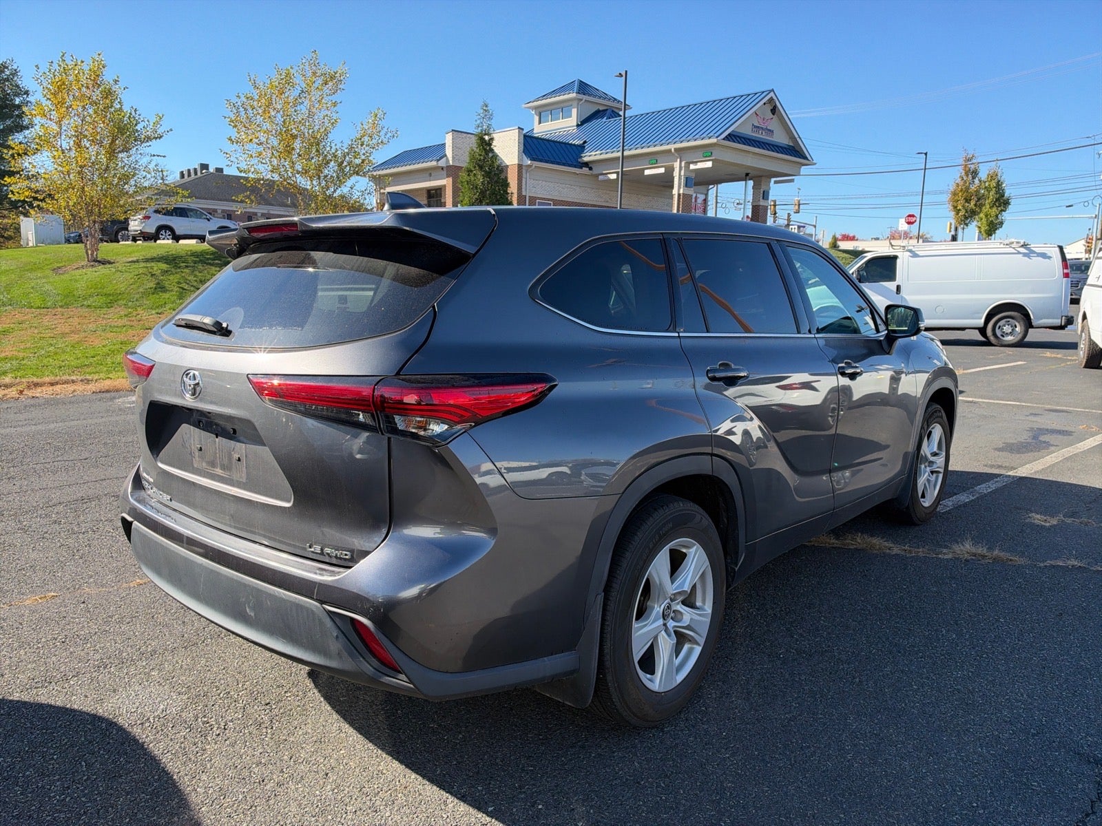 2021 Toyota Highlander LE