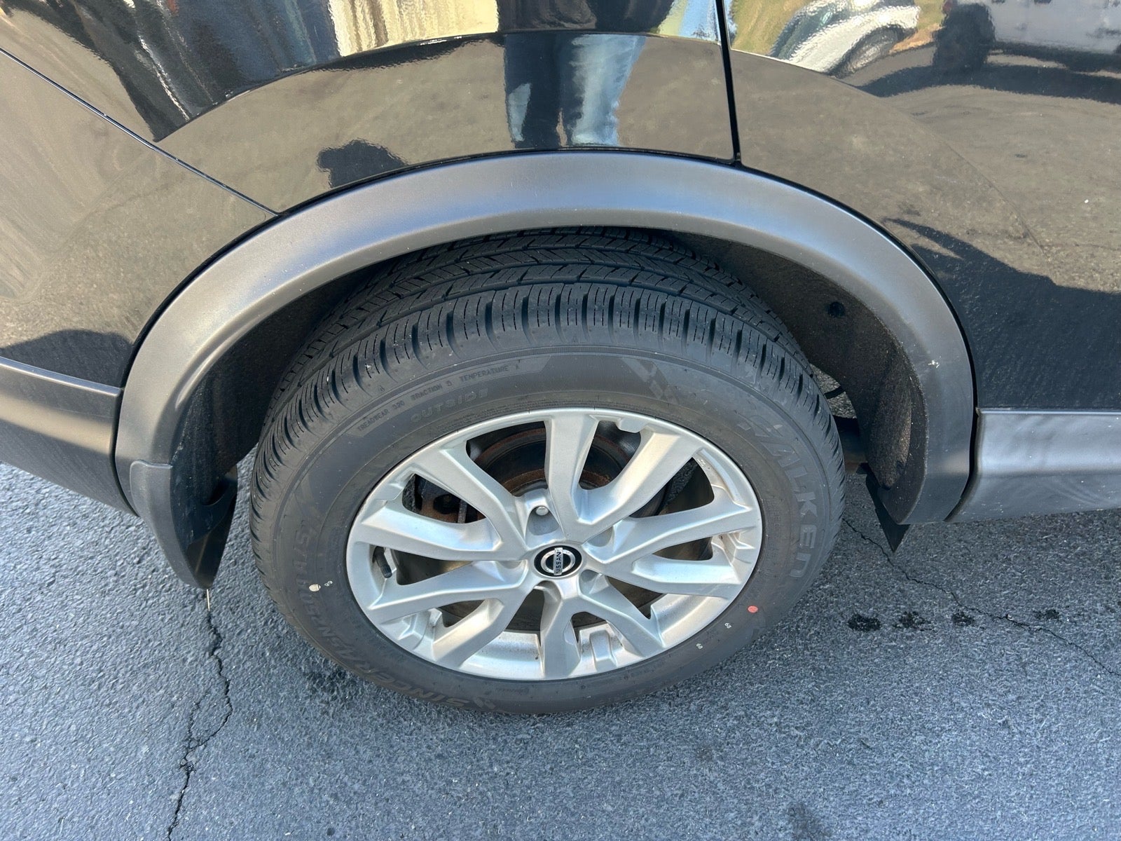 2020 Nissan Rogue Sport SV