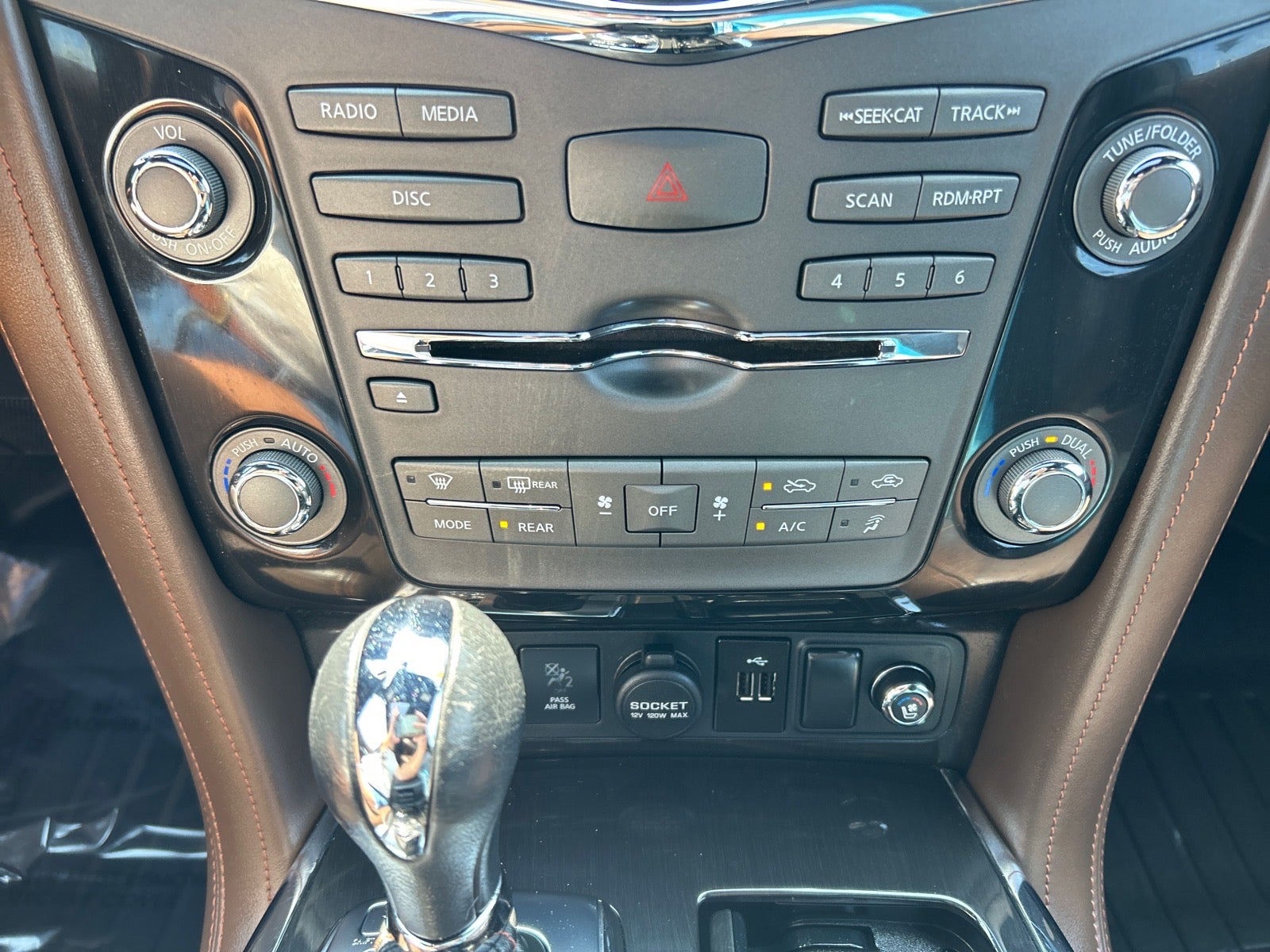 2020 Nissan Armada Platinum
