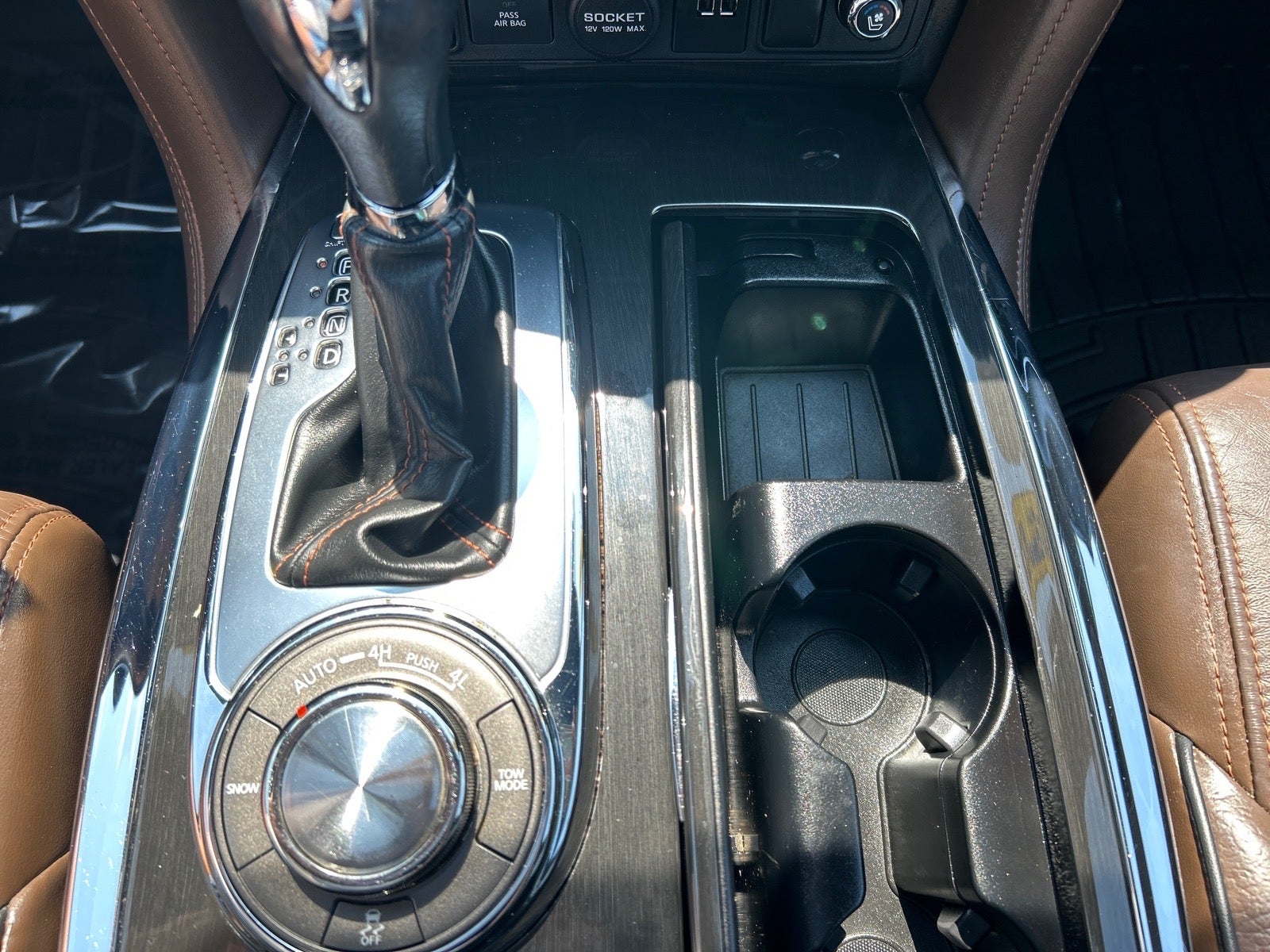 2020 Nissan Armada Platinum