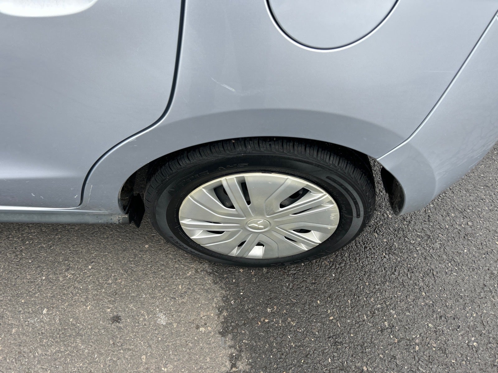 2018 Mitsubishi Mirage ES