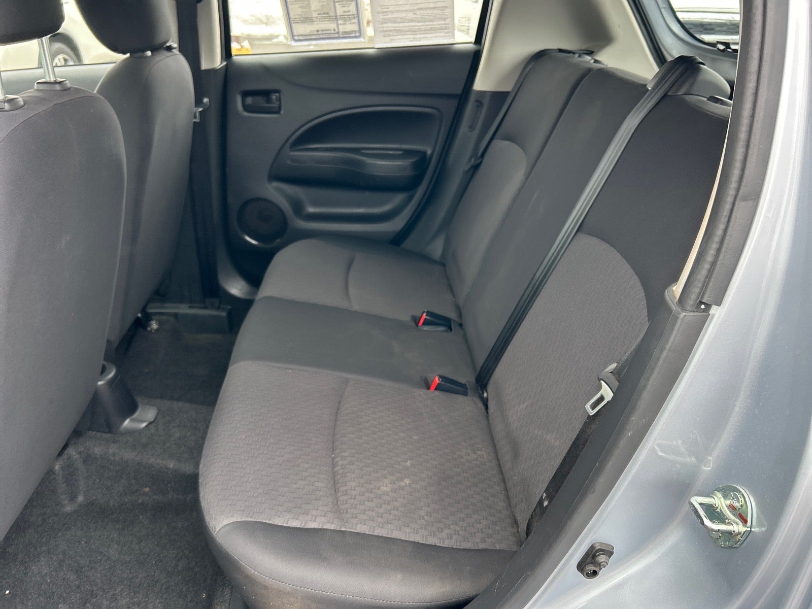 2018 Mitsubishi Mirage ES