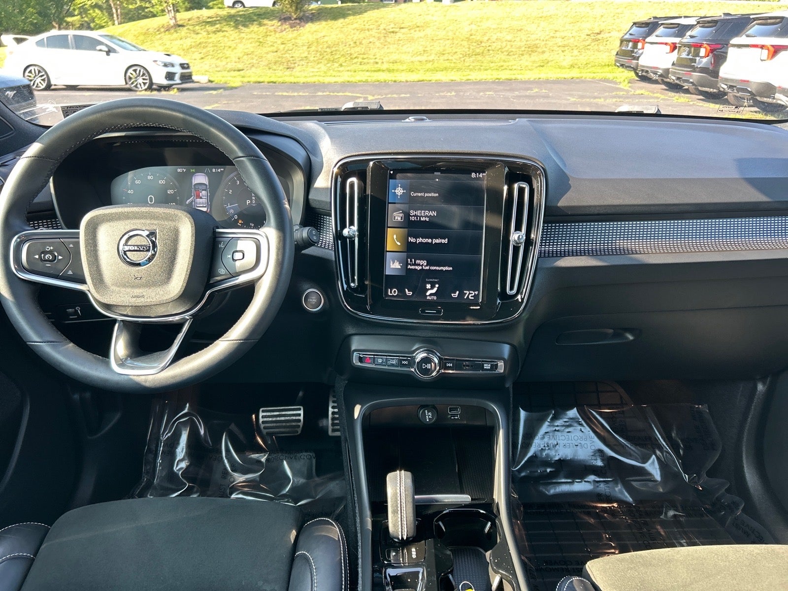 2022 Volvo XC40 R-Design